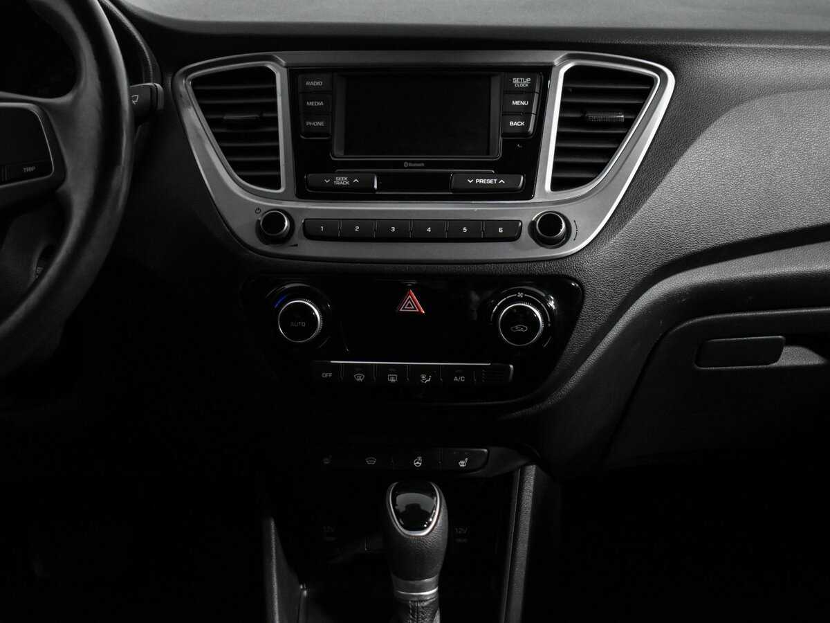 Купить Hyundai Solaris с пробегом. Фото: #14