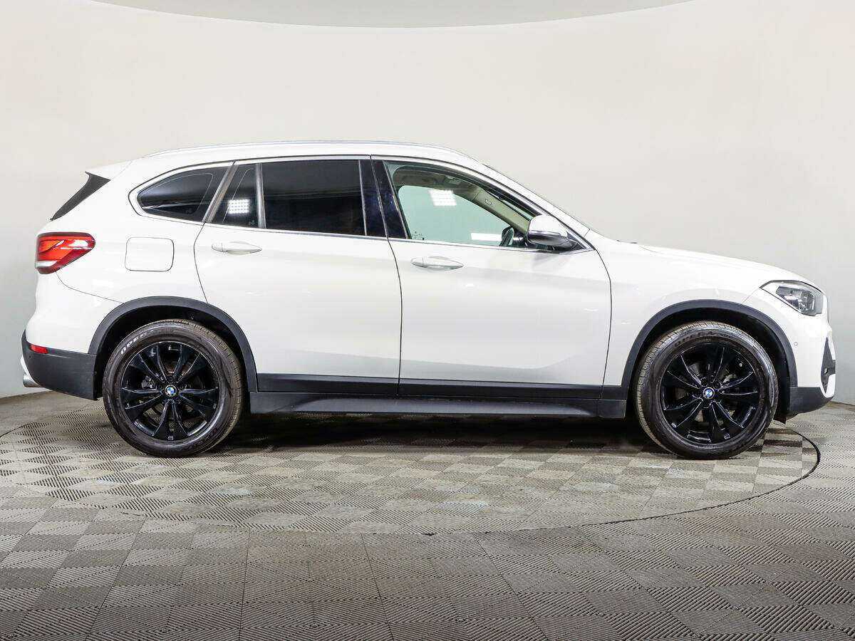 Купить BMW X1 с пробегом. Фото: #3