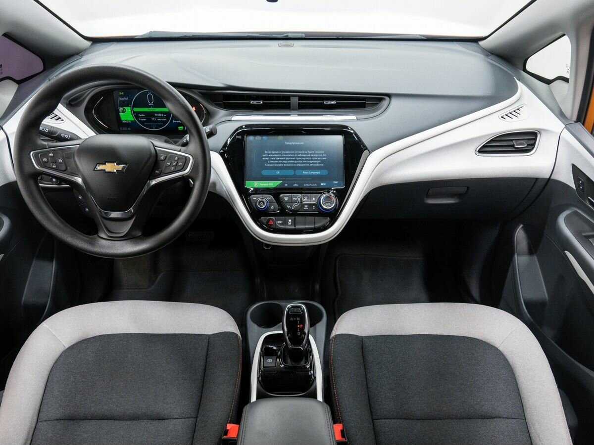 Купить Chevrolet Bolt с пробегом. Фото: #9