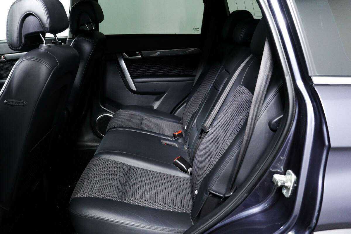 Купить Chevrolet Captiva с пробегом. Фото: #11