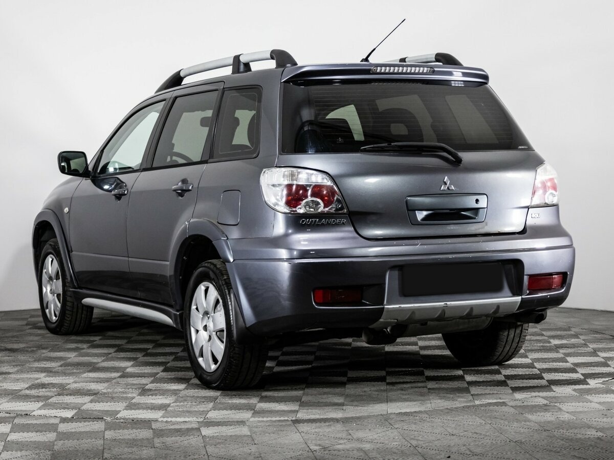 Купить Mitsubishi Outlander с пробегом. Фото: #5