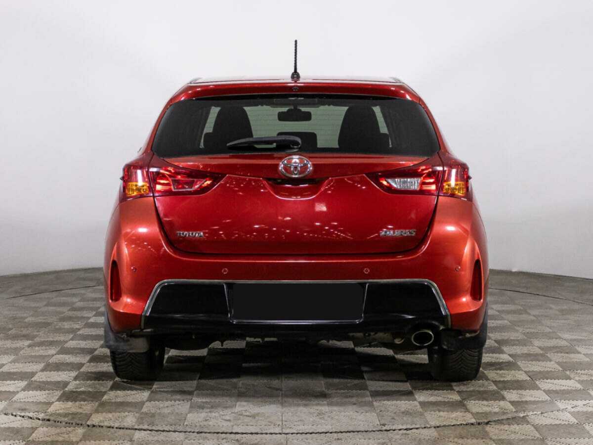 Купить Toyota Auris с пробегом. Фото: #5