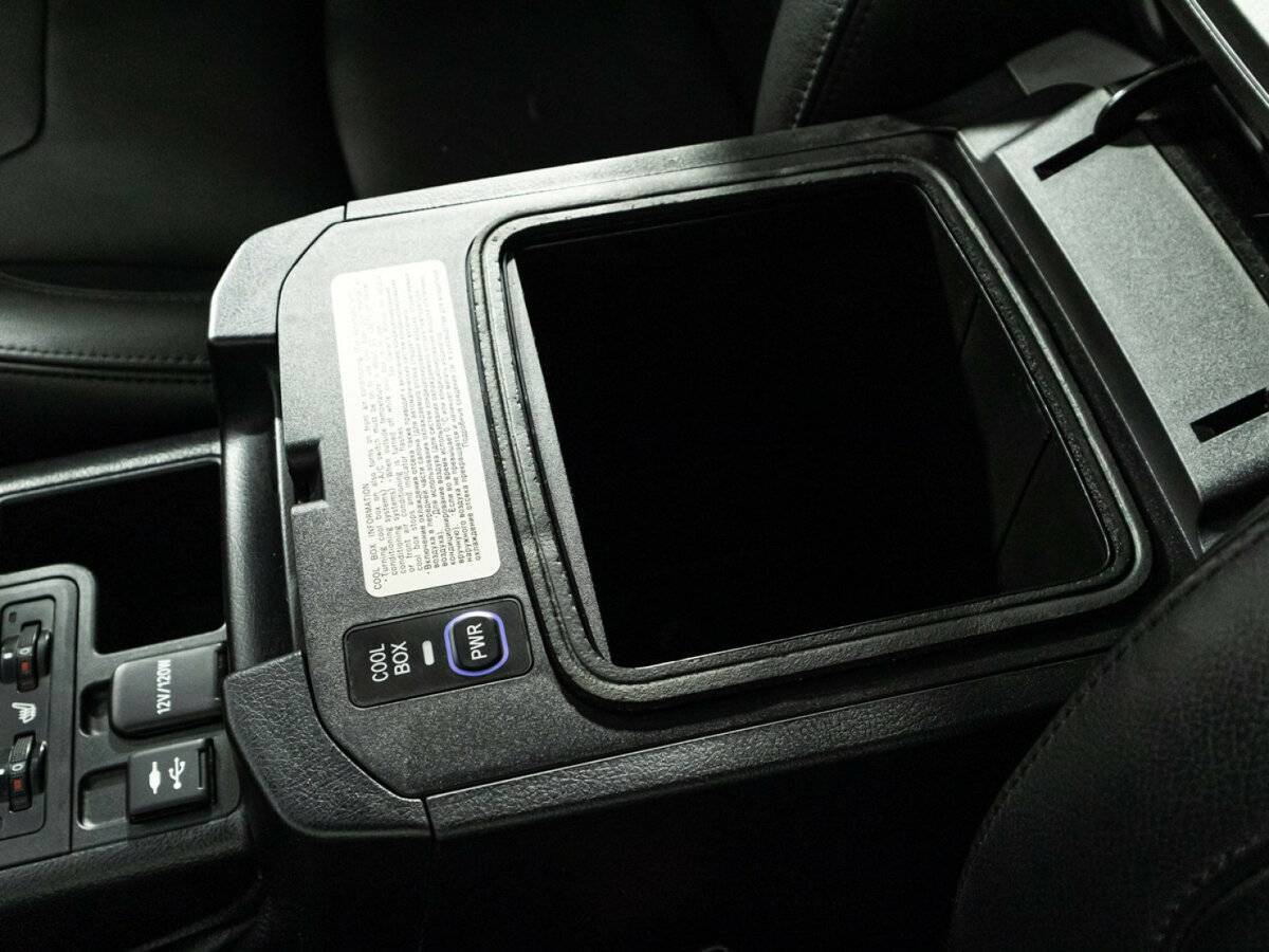 Купить Toyota Land Cruiser Prado с пробегом. Фото: #22