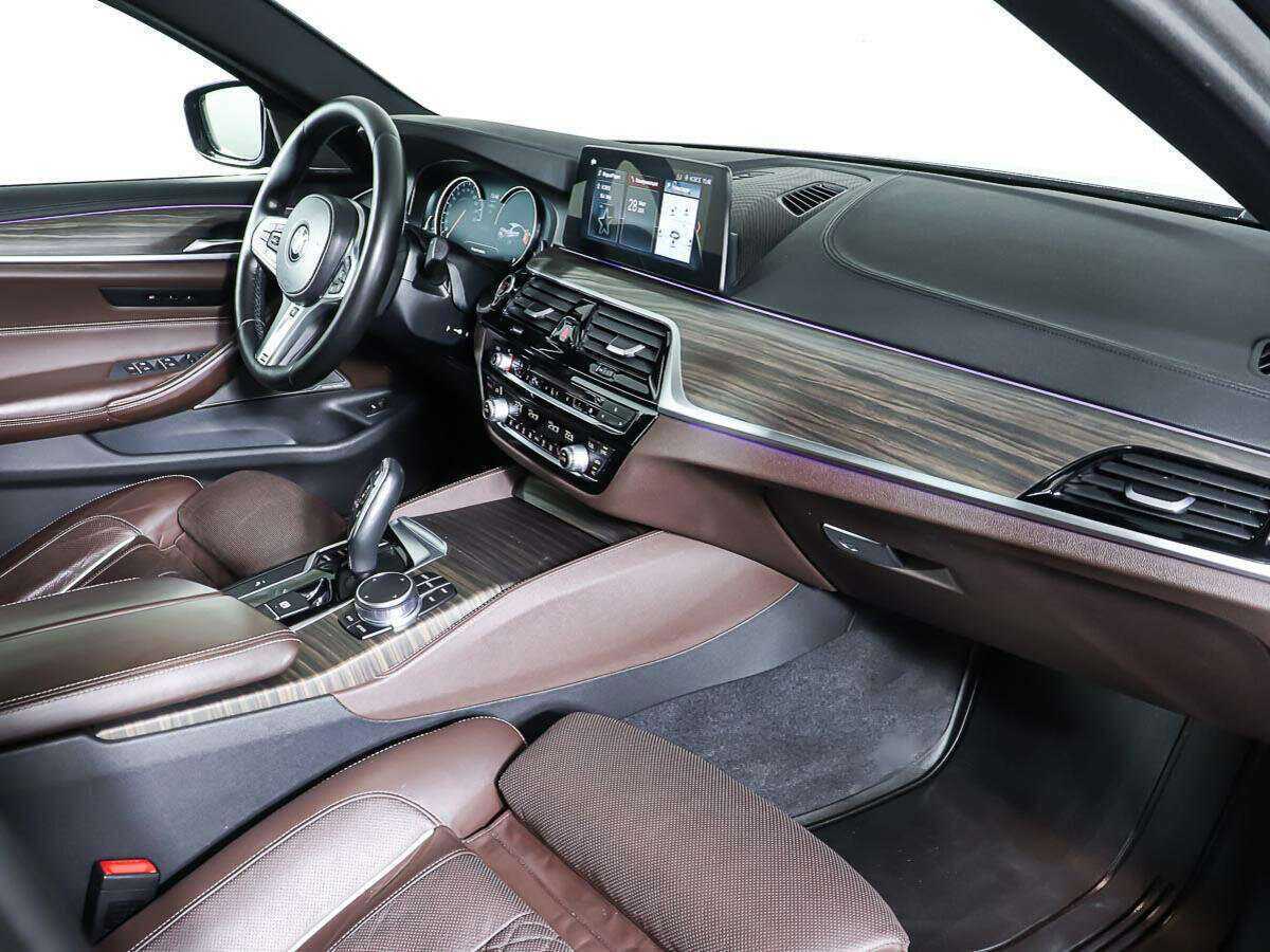 Купить BMW 5 серии с пробегом. Фото: #10
