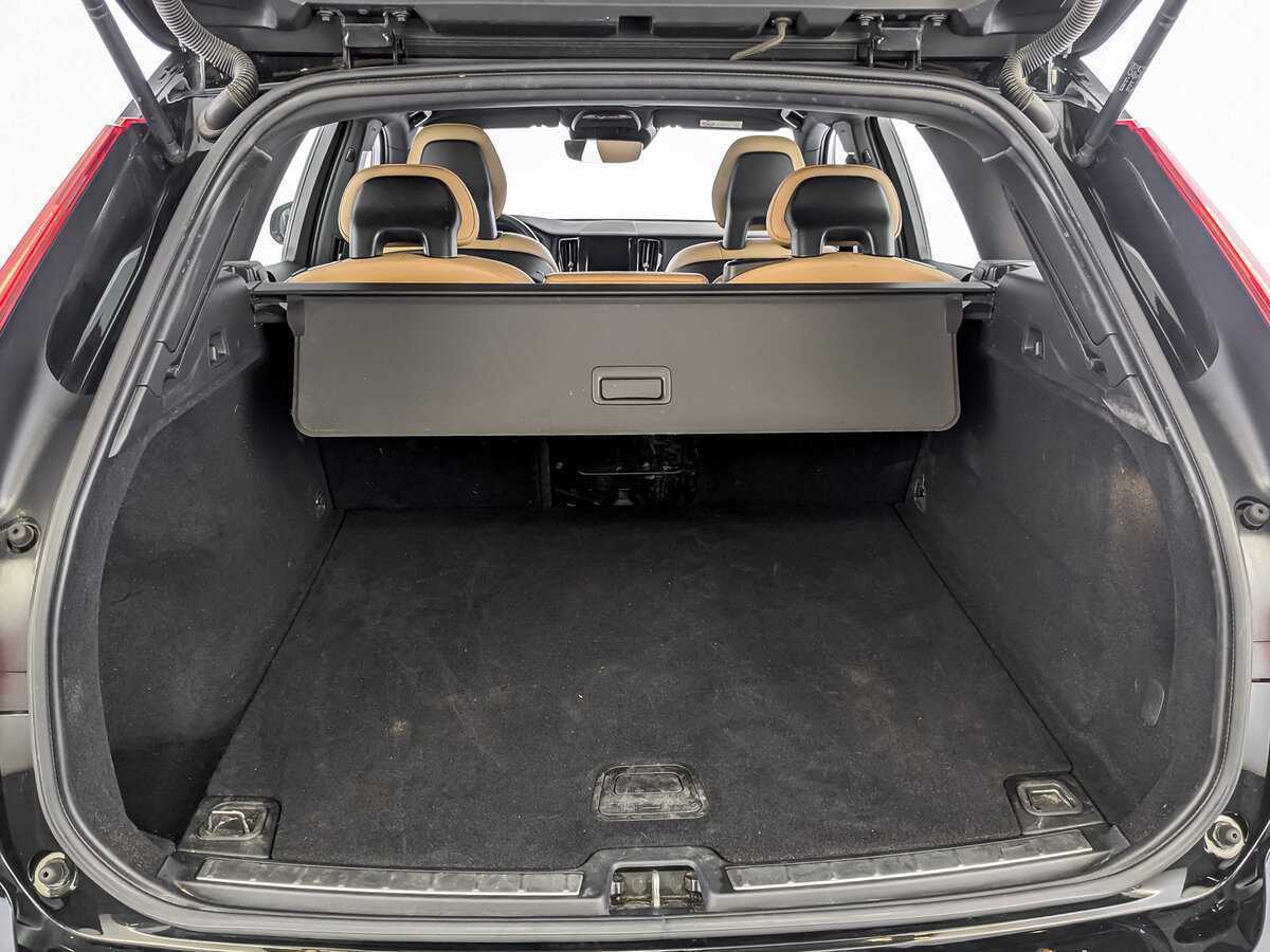 Купить Volvo XC60 с пробегом. Фото: #9