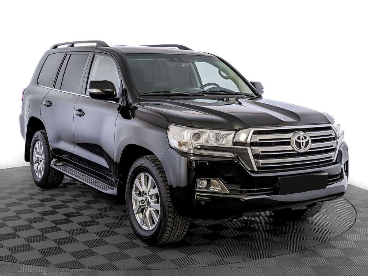 Купить Toyota Land Cruiser с пробегом. Фото: #2
