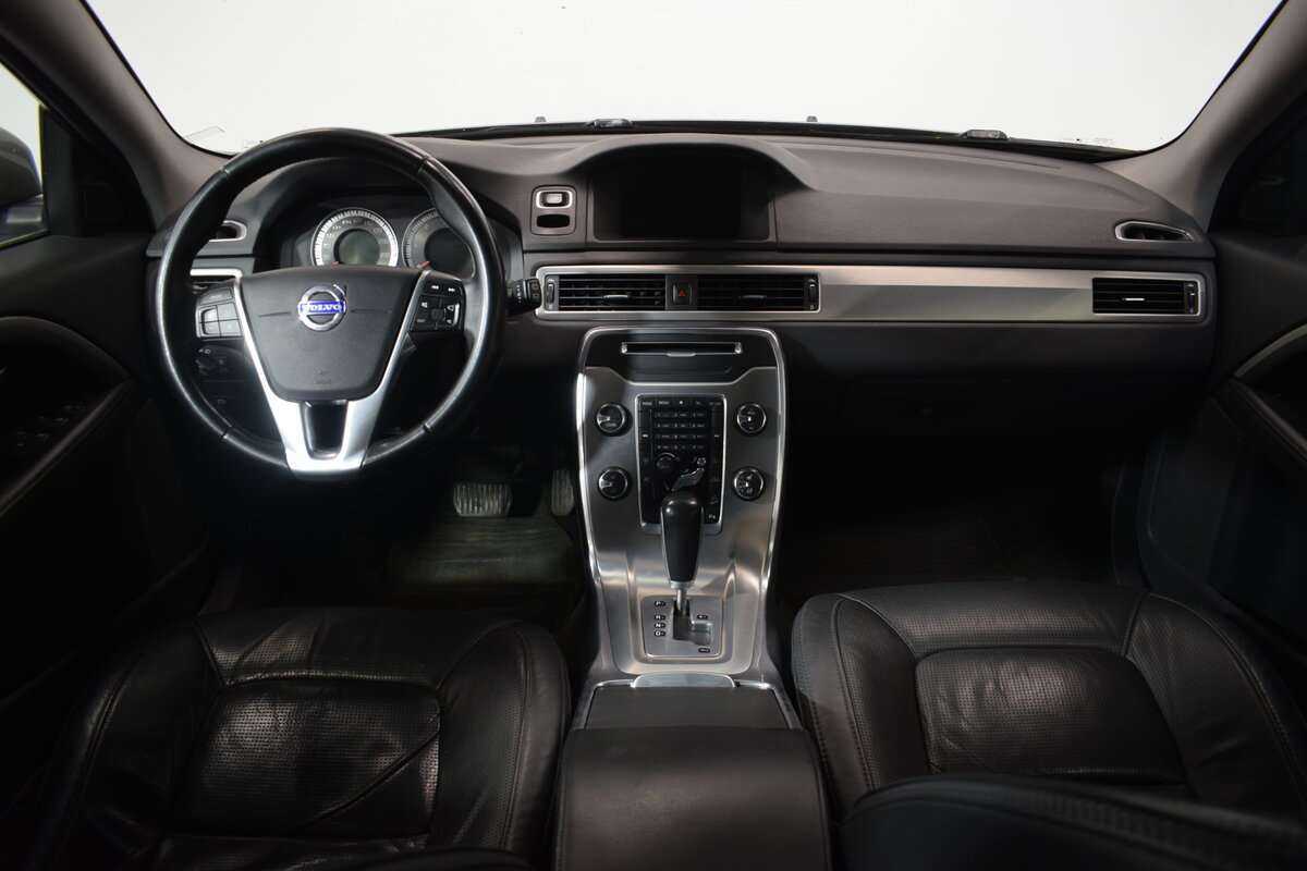 Купить Volvo XC70 с пробегом. Фото: #7