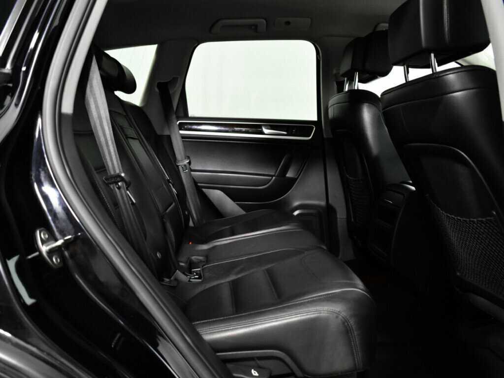 Купить Volkswagen Touareg с пробегом. Фото: #9