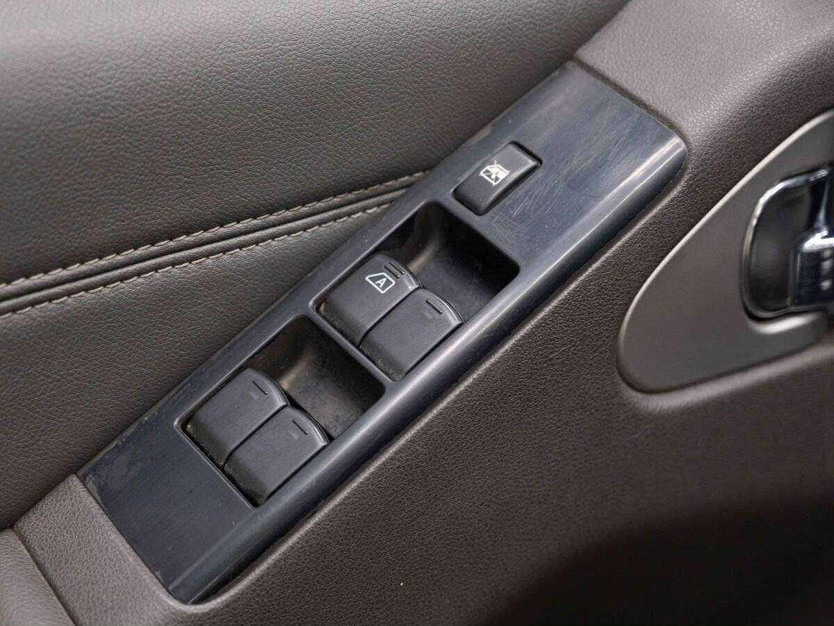 Купить Nissan Pathfinder с пробегом. Фото: #29