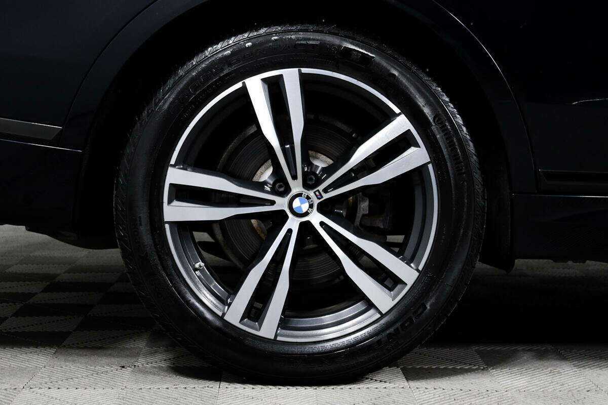 Купить BMW X7 с пробегом. Фото: #13