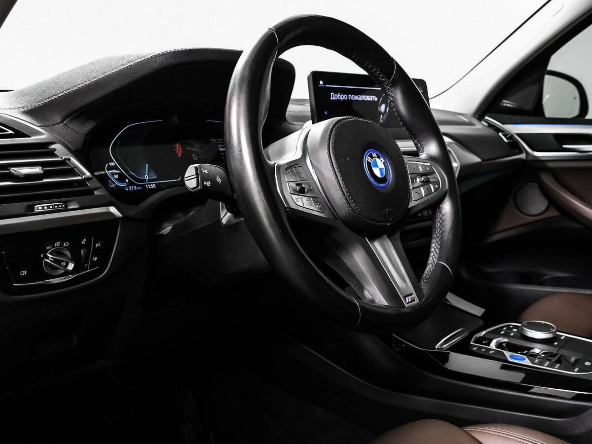 Купить BMW iX3 с пробегом. Фото: #12