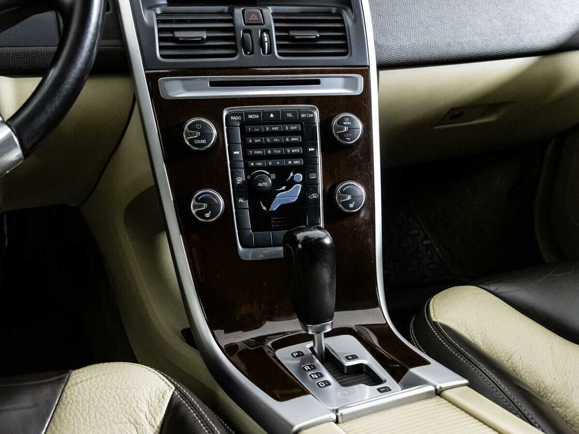 Купить Volvo XC60 с пробегом. Фото: #9