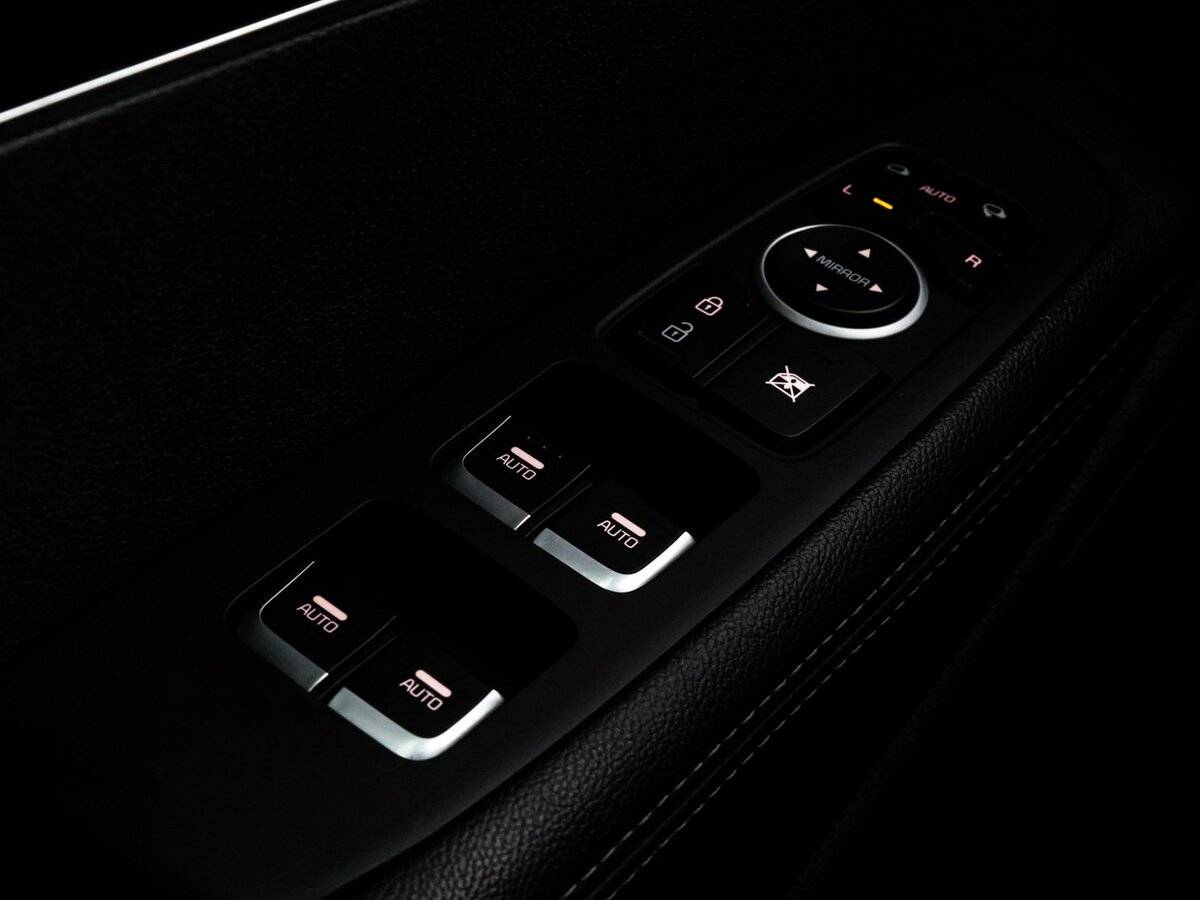 Купить Kia Sorento с пробегом. Фото: #14