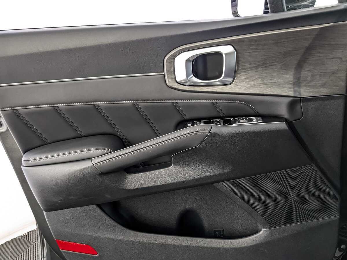 Купить Kia Sorento с пробегом. Фото: #14