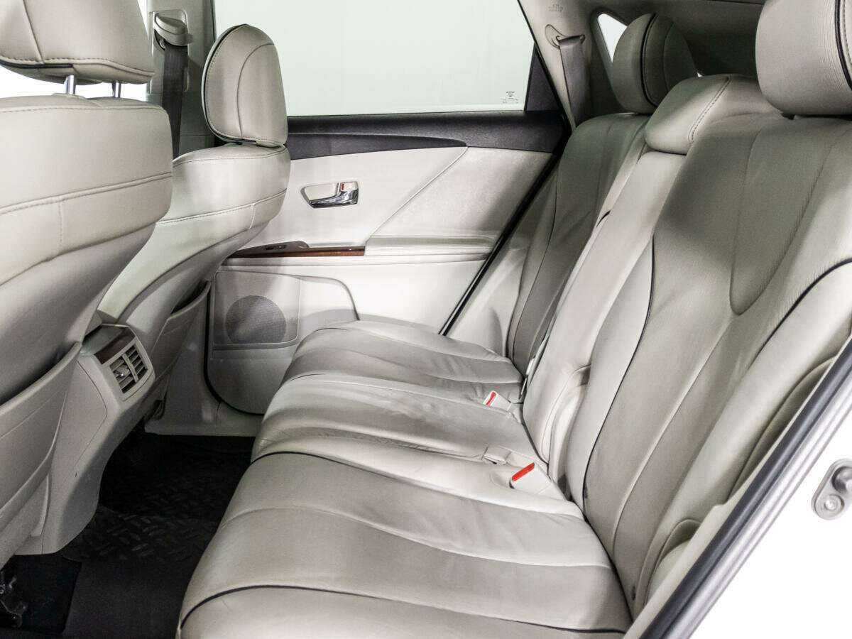 Купить Toyota Venza с пробегом. Фото: #9
