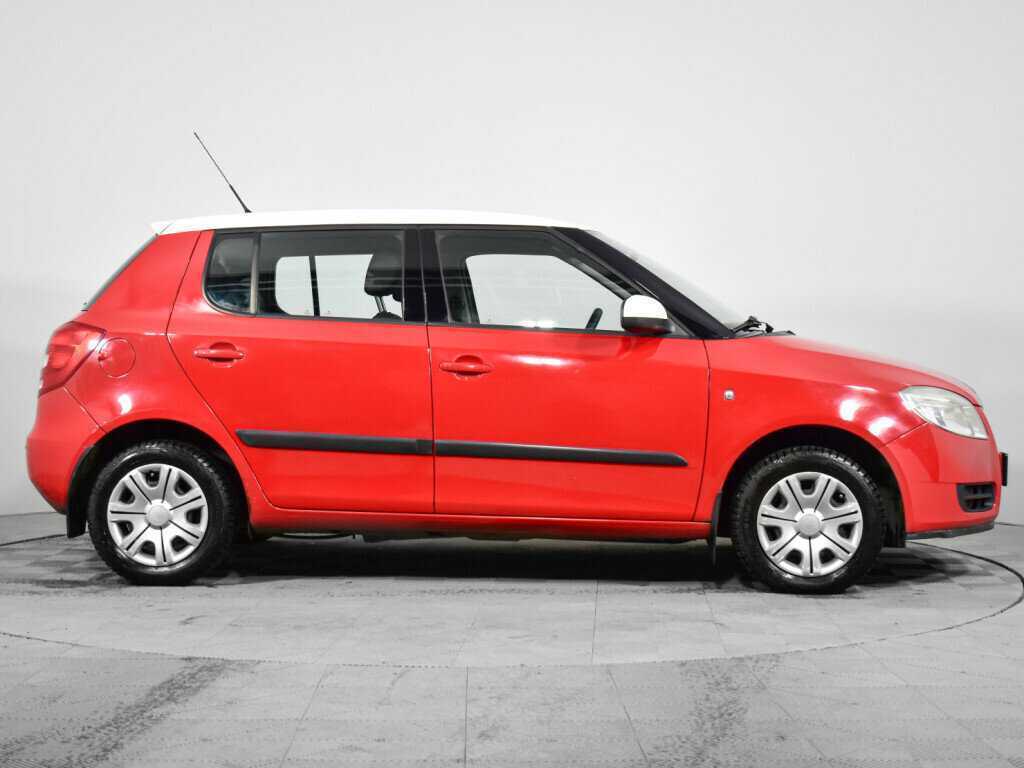 Купить Skoda Fabia с пробегом. Фото: #3