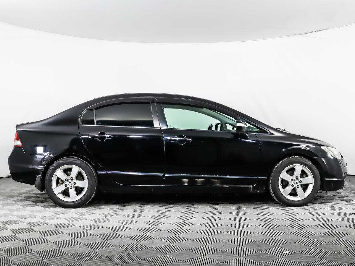Купить Honda Civic с пробегом. Фото: #3