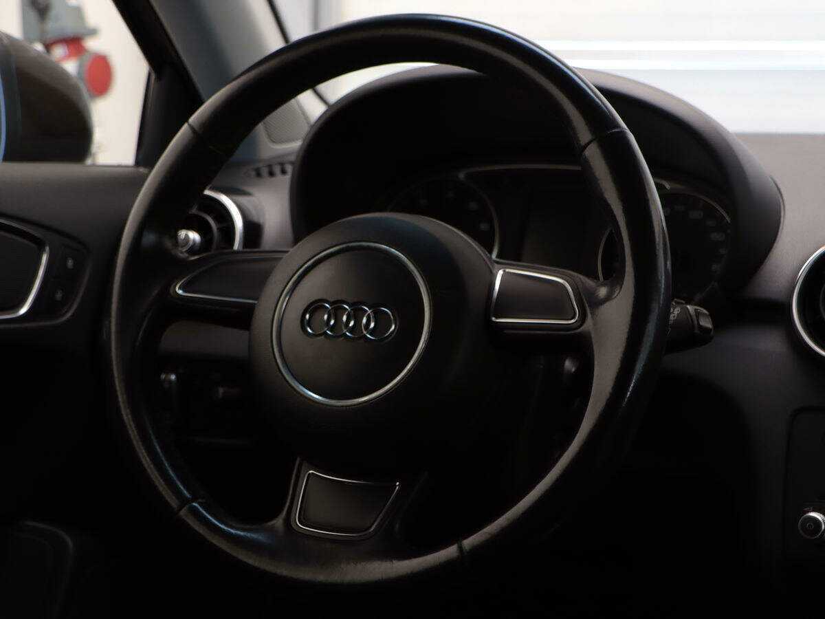 Купить Audi A1 с пробегом. Фото: #9