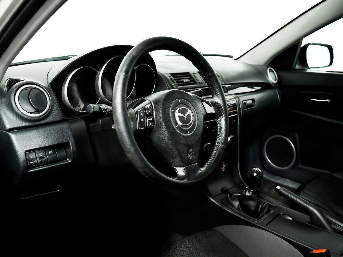 Купить Mazda 3 с пробегом. Фото: #12