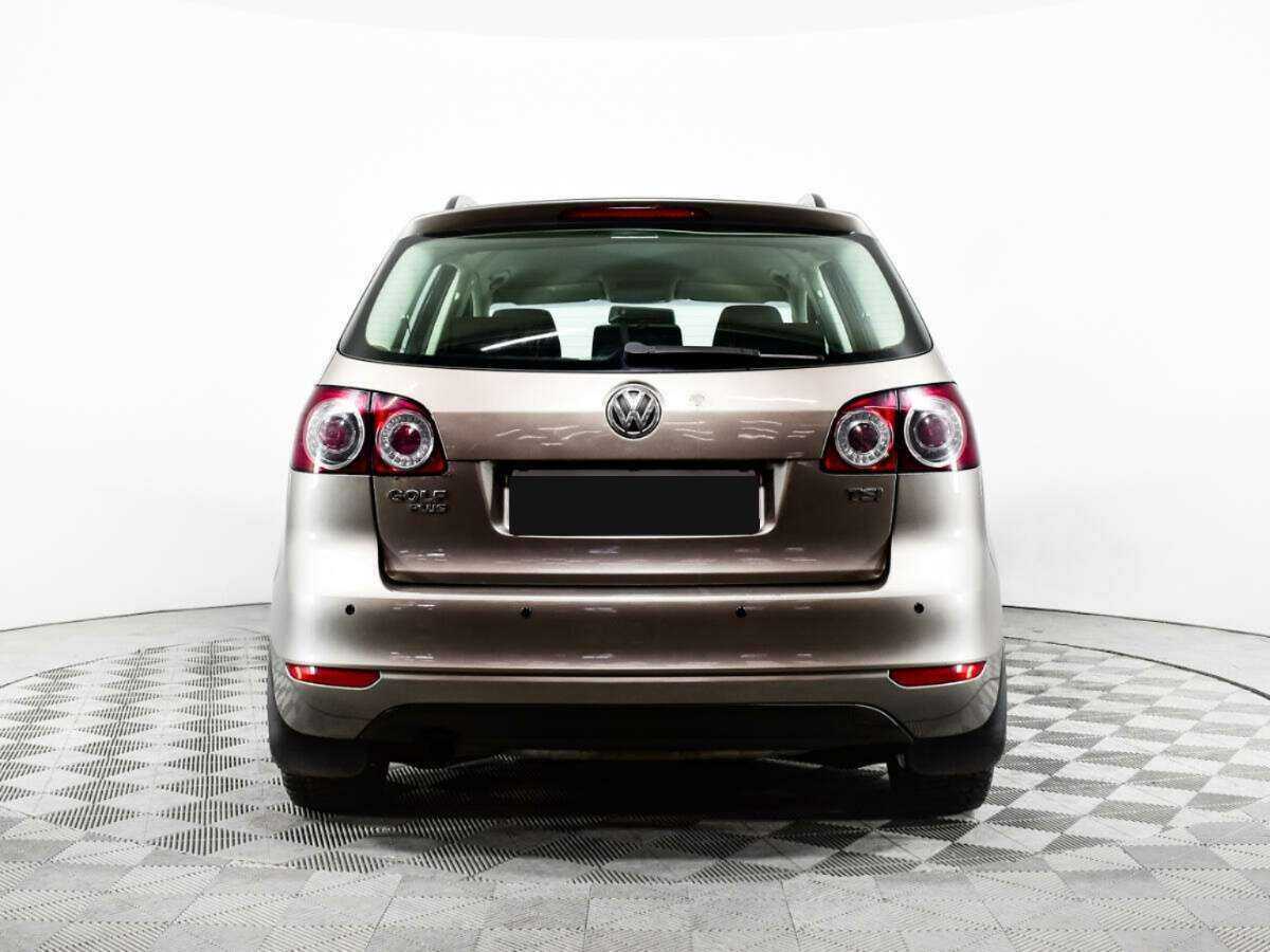 Купить Volkswagen Golf Plus с пробегом. Фото: #5