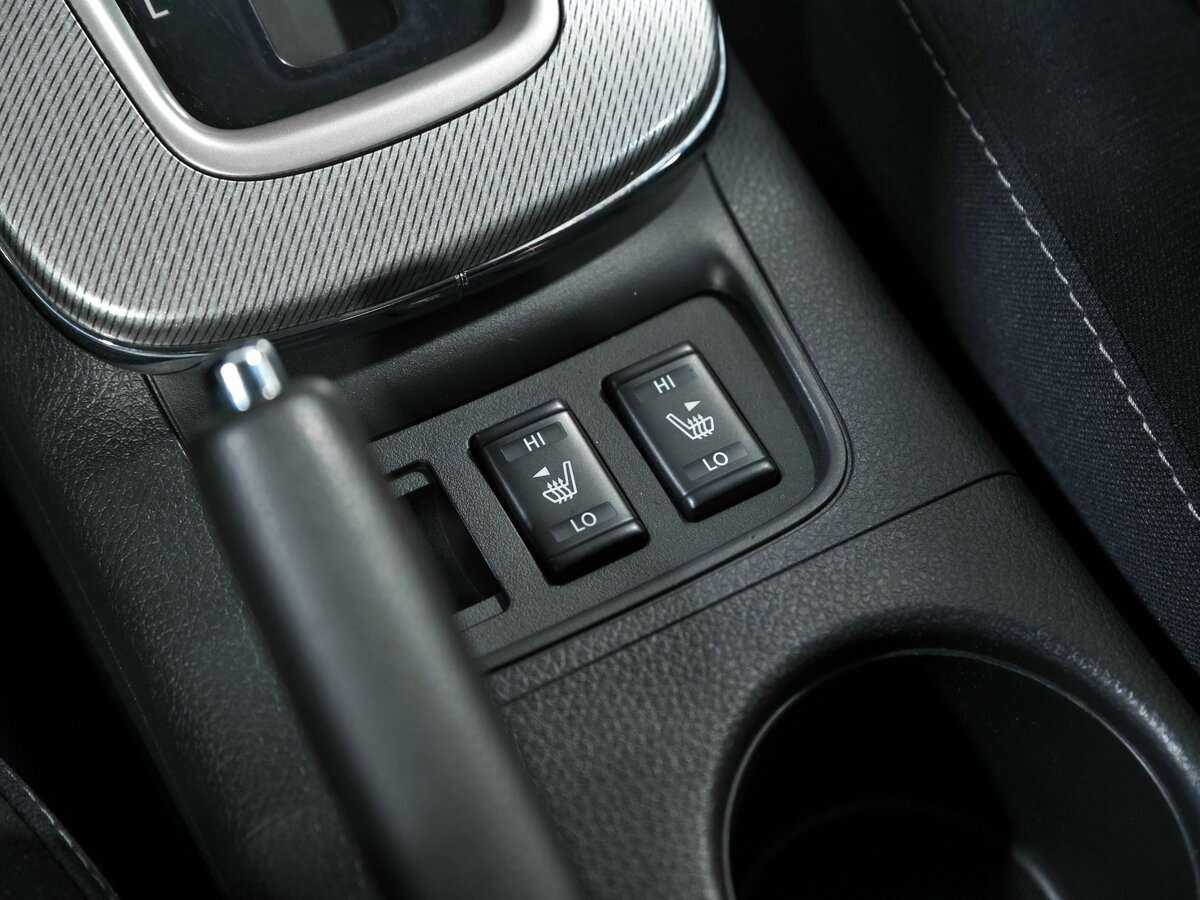 Купить Nissan Sentra с пробегом. Фото: #11