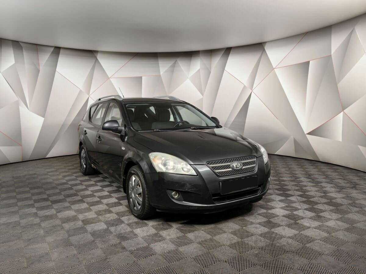 Купить Kia Ceed с пробегом. Фото: #2