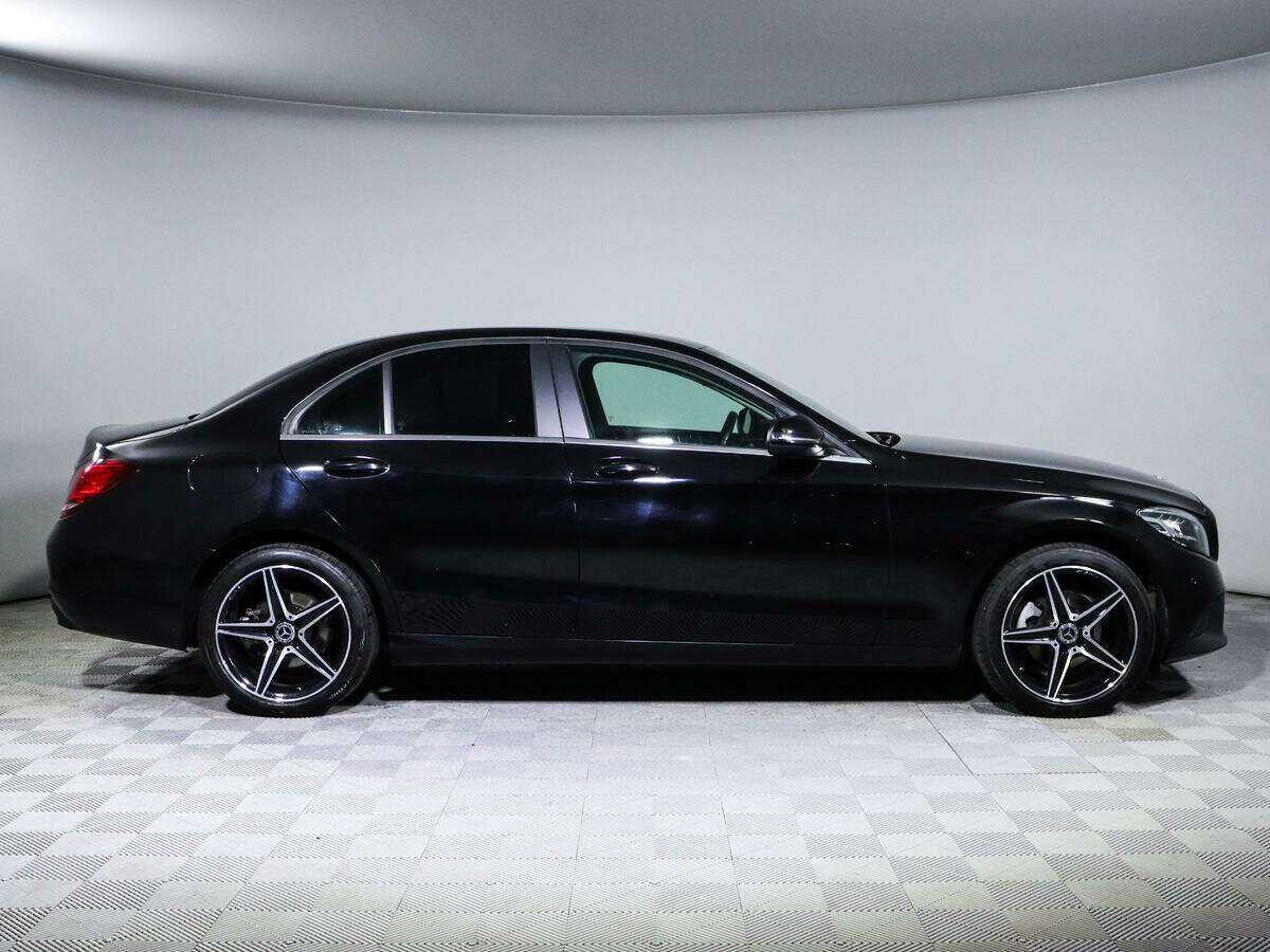 Купить Mercedes-Benz C-Класс с пробегом. Фото: #3