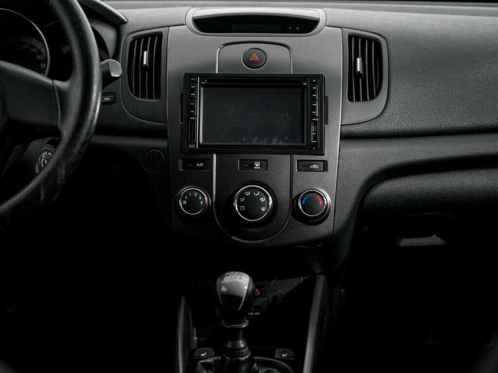 Купить Kia Cerato с пробегом. Фото: #11