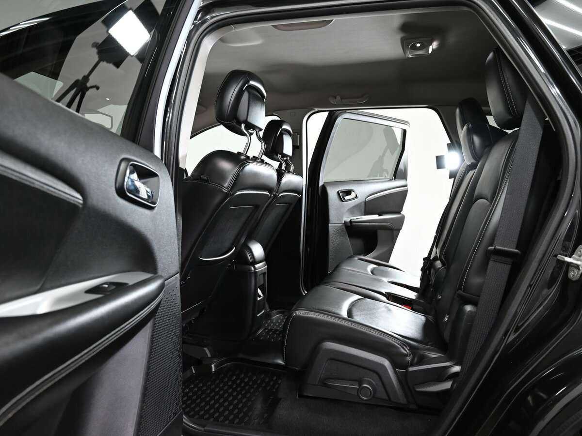 Купить Dodge Journey с пробегом. Фото: #11