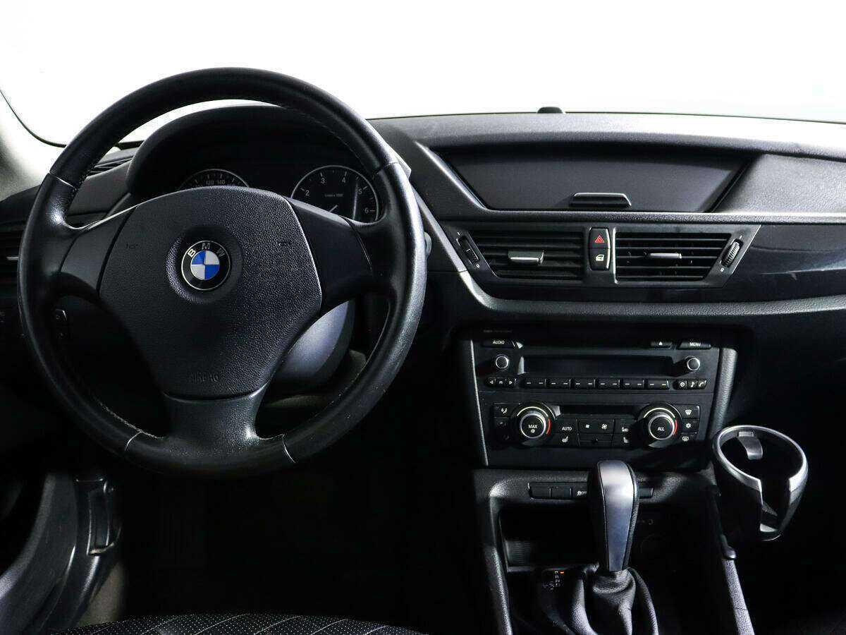 Купить BMW X1 с пробегом. Фото: #9