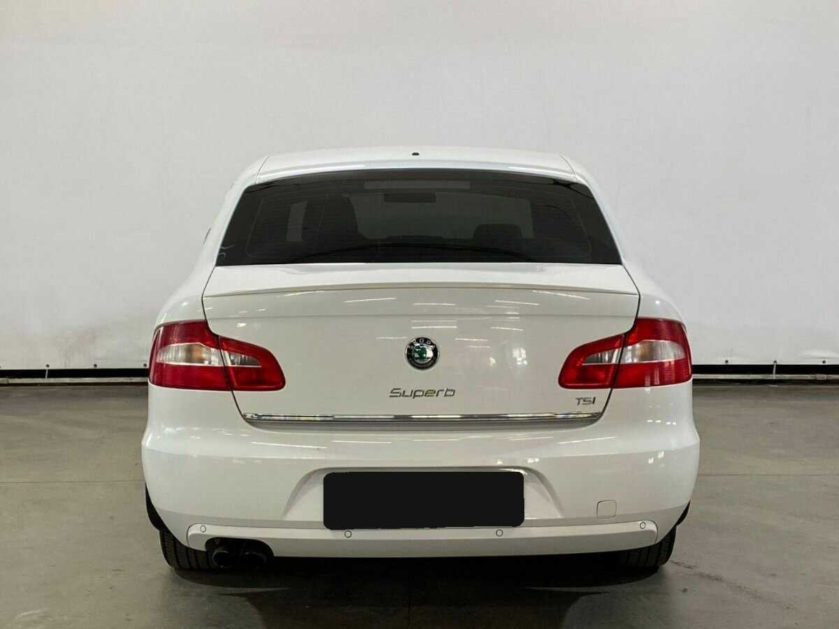 Купить Skoda Superb с пробегом. Фото: #5