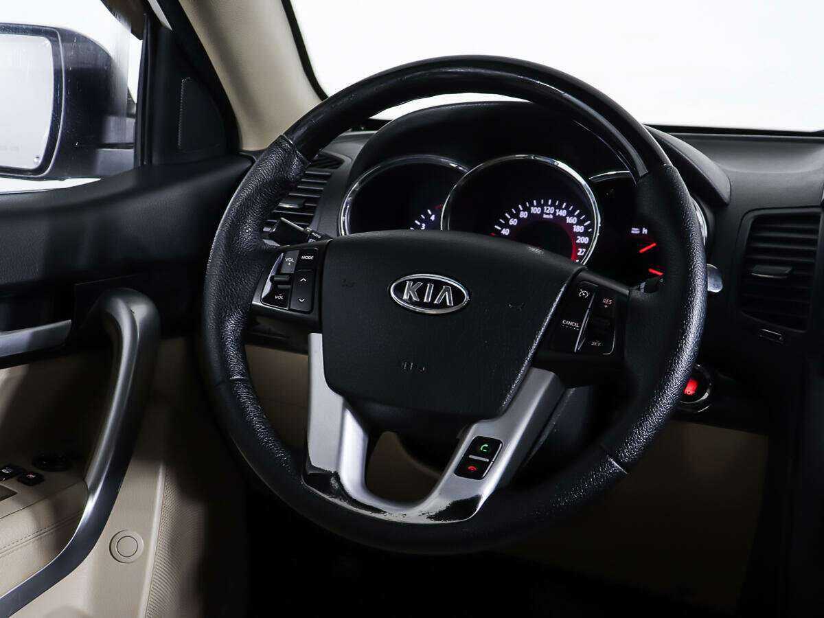 Купить Kia Sorento с пробегом. Фото: #12