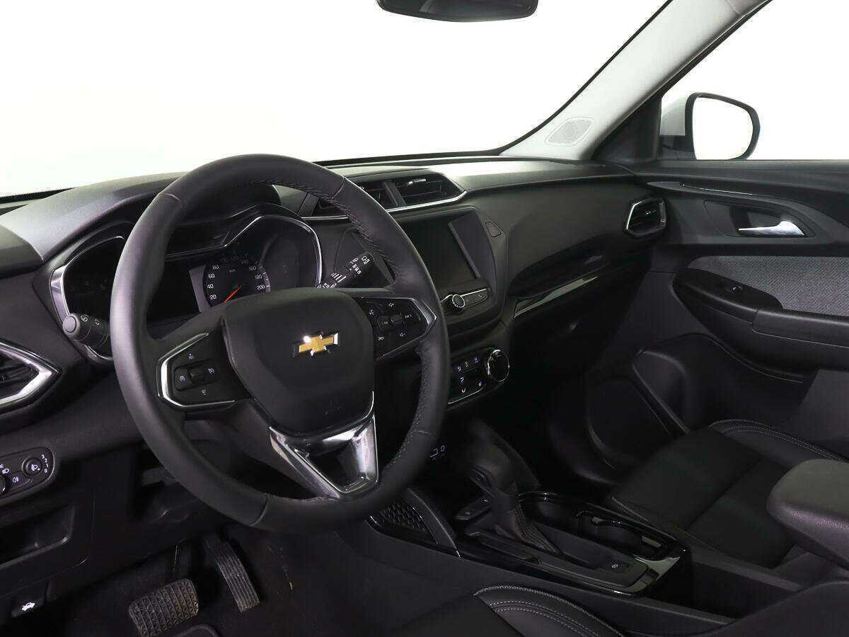 Купить Chevrolet TrailBlazer с пробегом. Фото: #12