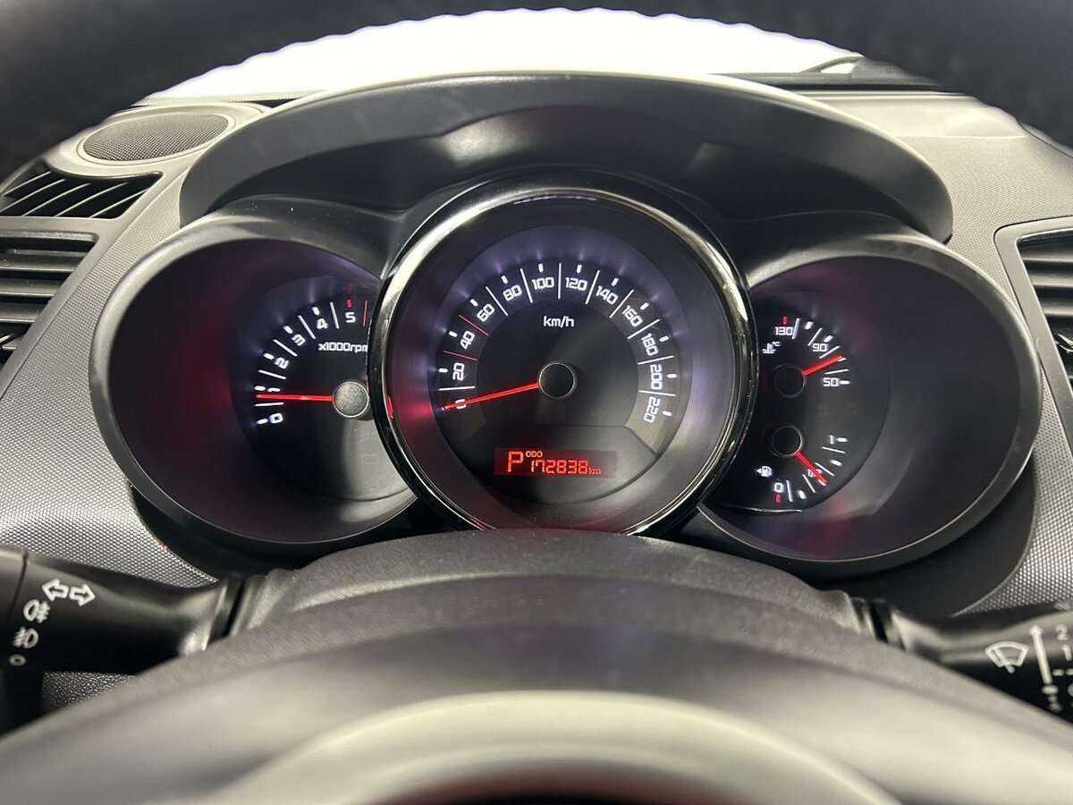 Купить Kia Soul с пробегом. Фото: #10