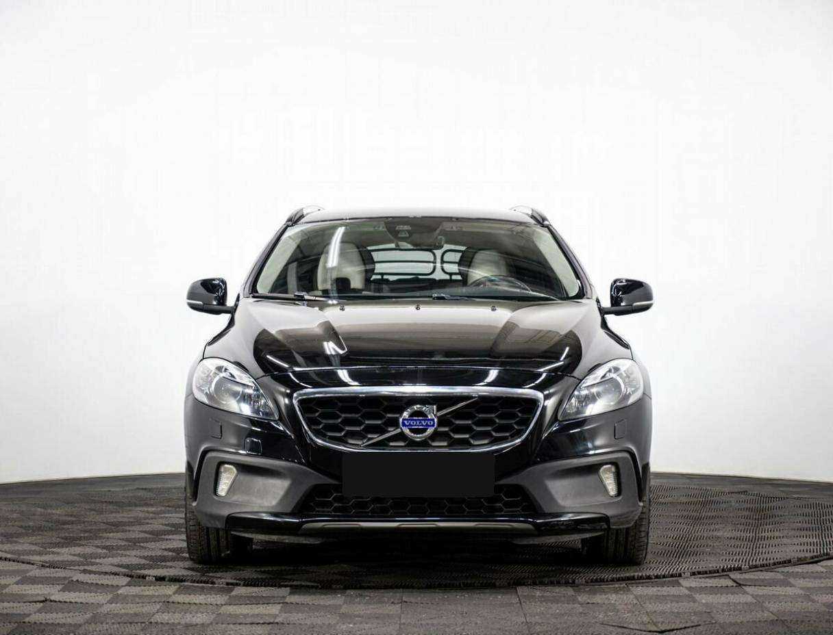 Купить Volvo V40 Cross Country с пробегом. Фото: #1