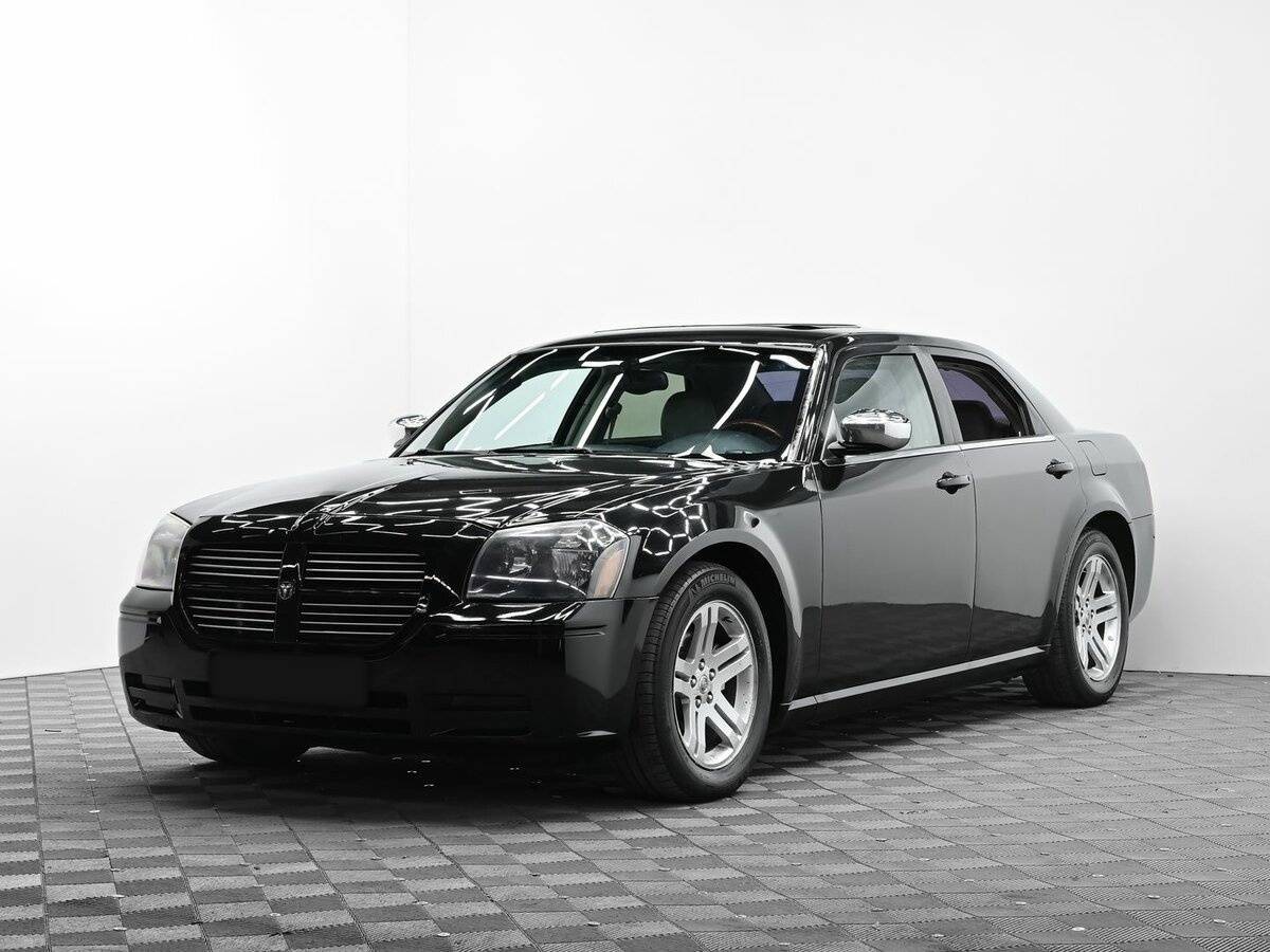 Купить Chrysler 300C с пробегом. Посмотреть фото