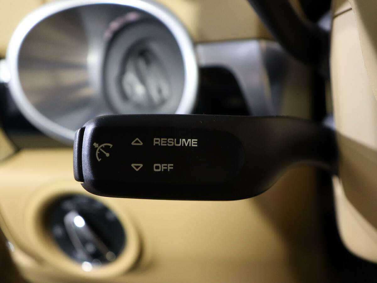 Купить Porsche Cayenne с пробегом. Фото: #18