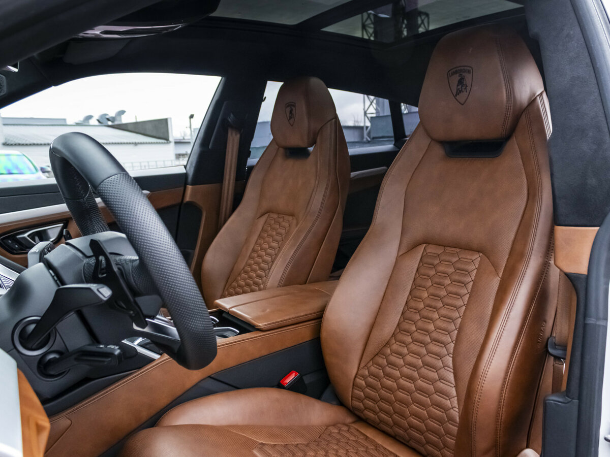 Купить Lamborghini Urus с пробегом. Фото: #15