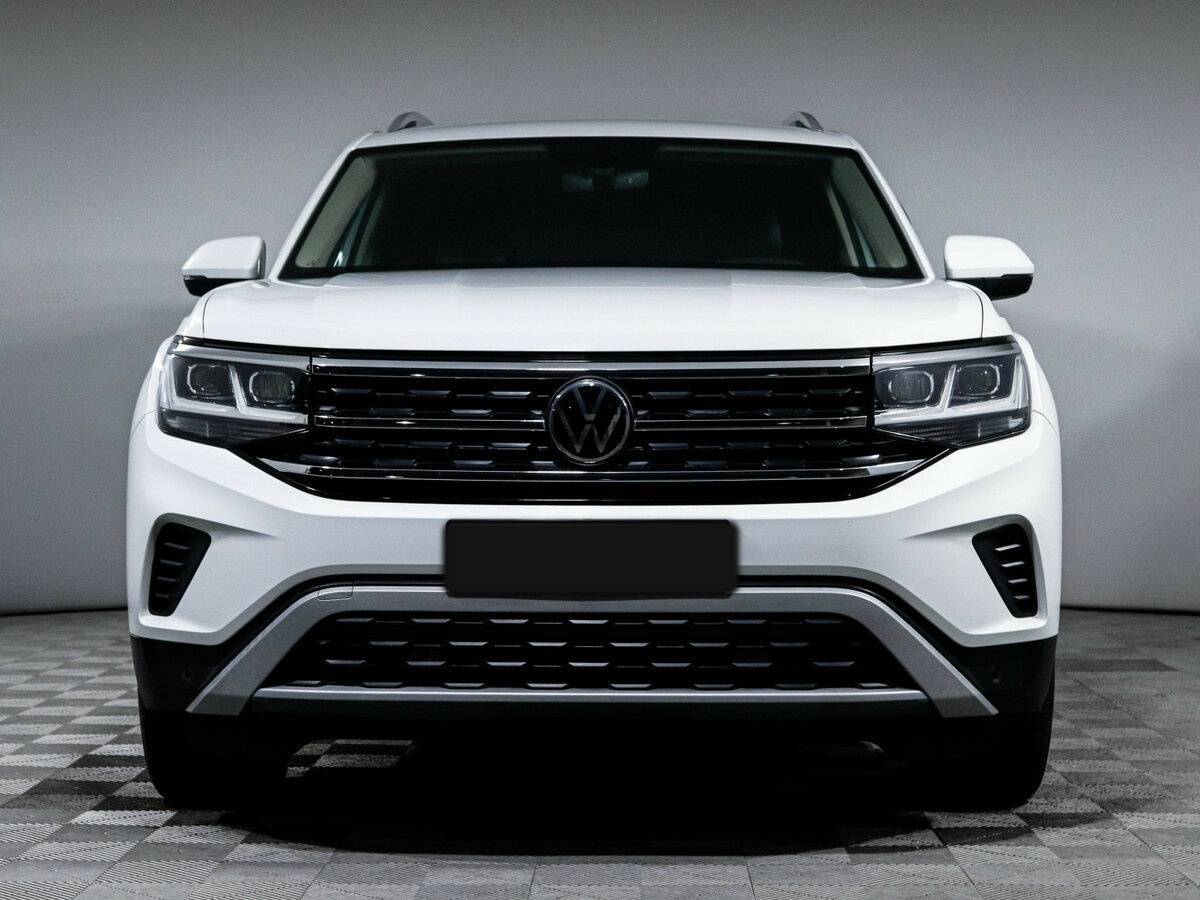 Купить Volkswagen Teramont с пробегом. Фото: #1