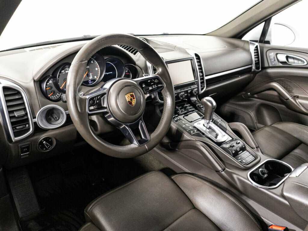 Купить Porsche Cayenne с пробегом. Фото: #10