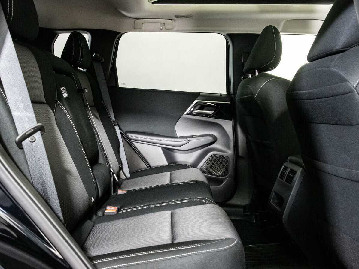 Купить Mitsubishi Outlander с пробегом. Фото: #14