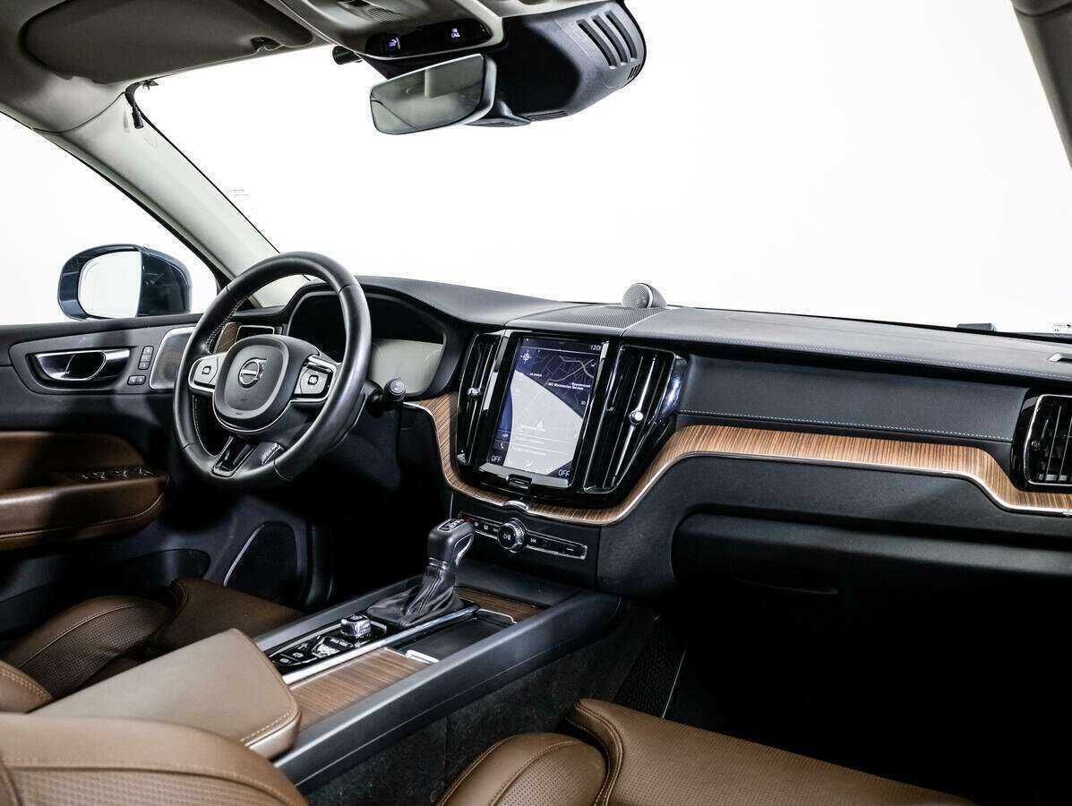 Купить Volvo XC60 с пробегом. Фото: #7