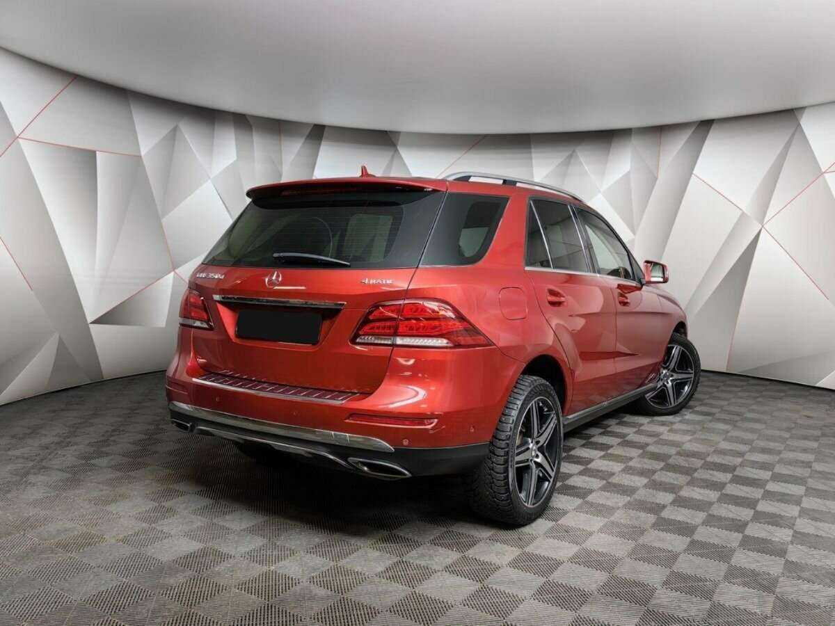 Купить Mercedes-Benz GLE с пробегом. Фото: #1