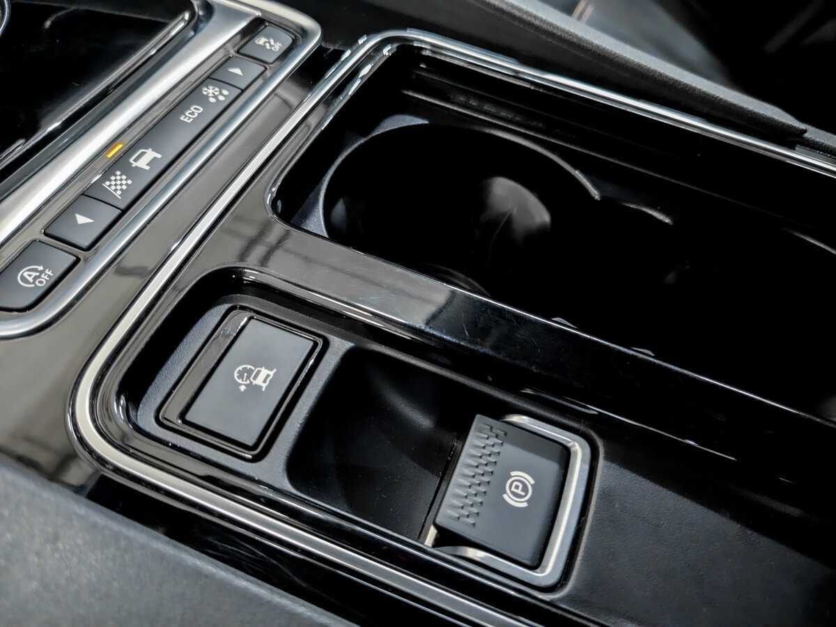 Купить Jaguar F-Pace с пробегом. Фото: #27
