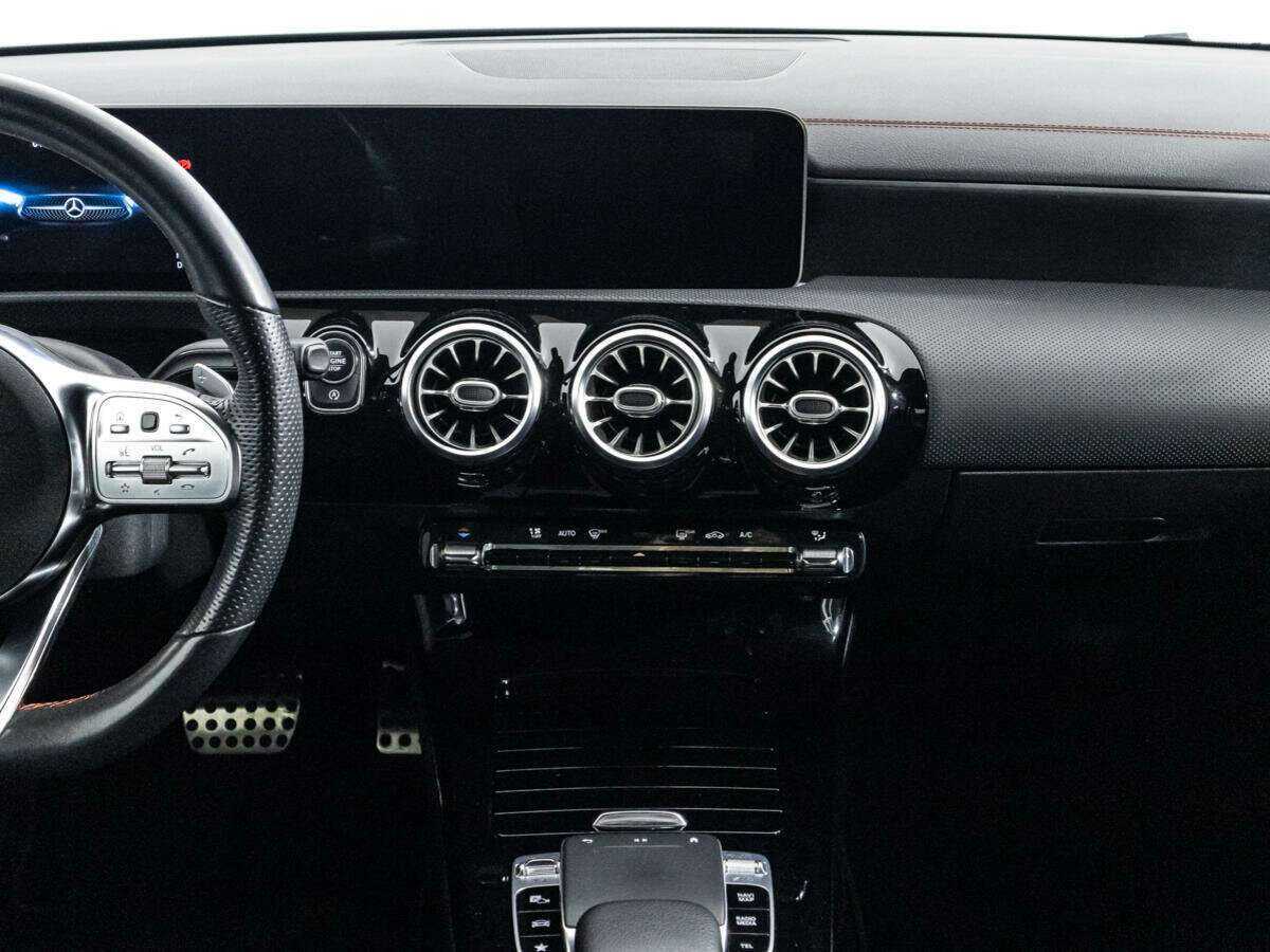 Купить Mercedes-Benz CLA с пробегом. Фото: #12
