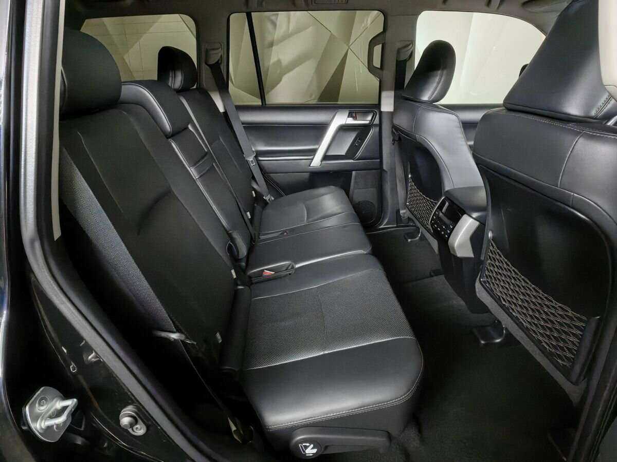 Купить Toyota Land Cruiser Prado с пробегом. Фото: #9