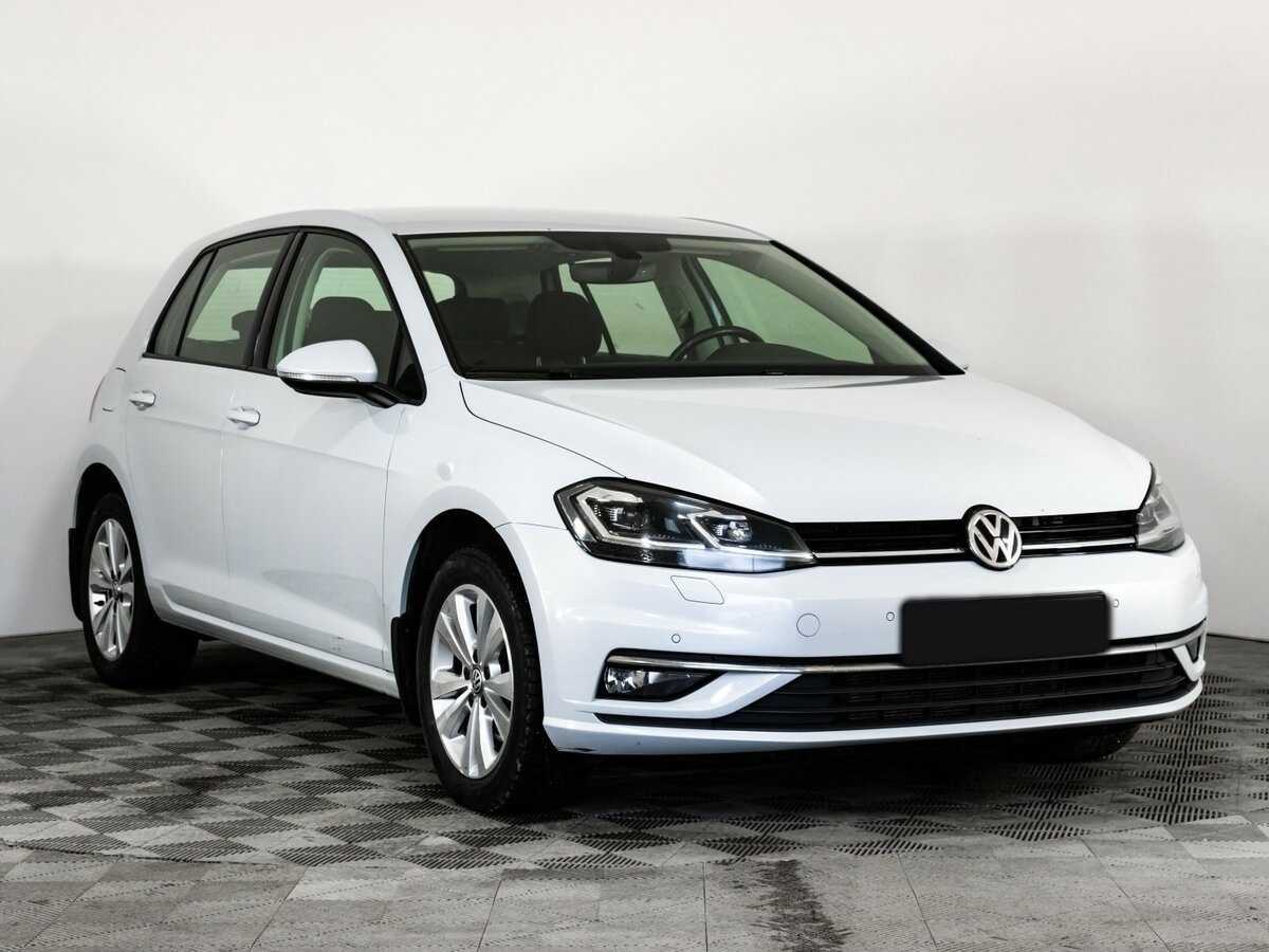 Купить Volkswagen Golf с пробегом. Фото: #2