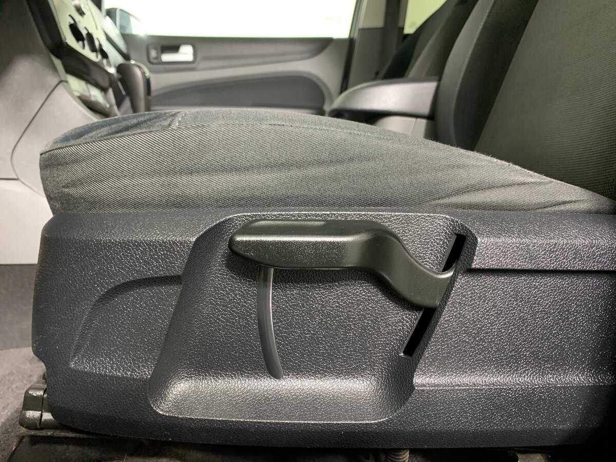 Купить Ford Focus с пробегом. Фото: #16