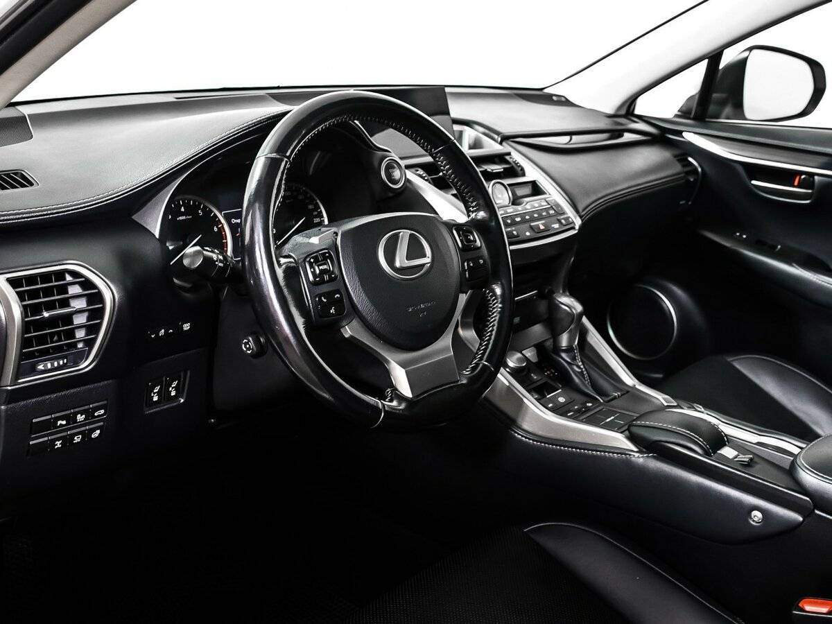 Купить Lexus NX с пробегом. Фото: #11