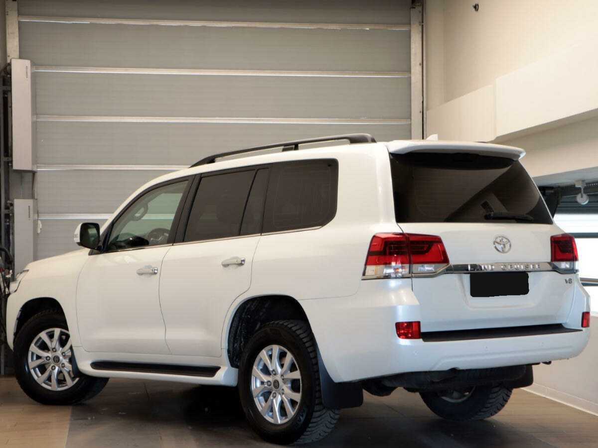 Купить Toyota Land Cruiser с пробегом. Фото: #5